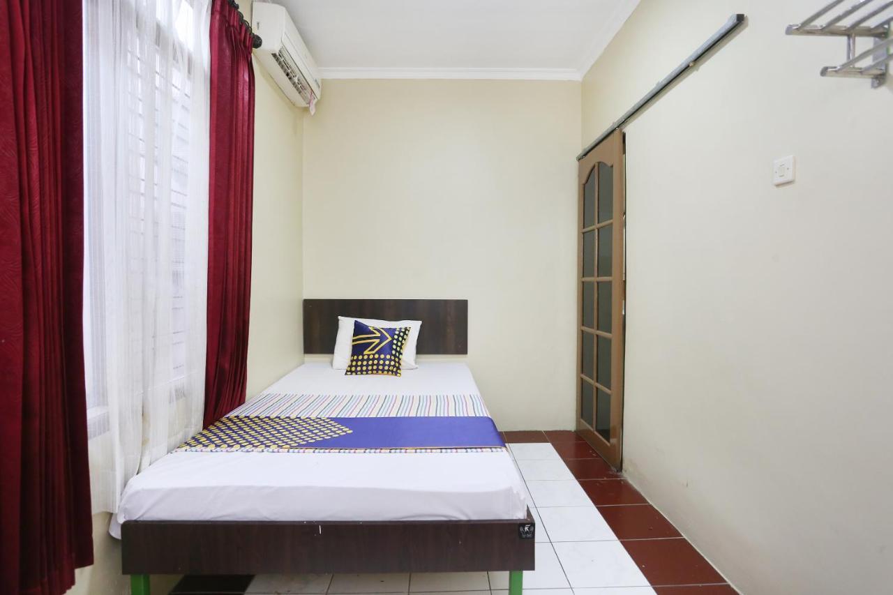 Spot On 2358 Aster Homestay Melati Luaran gambar